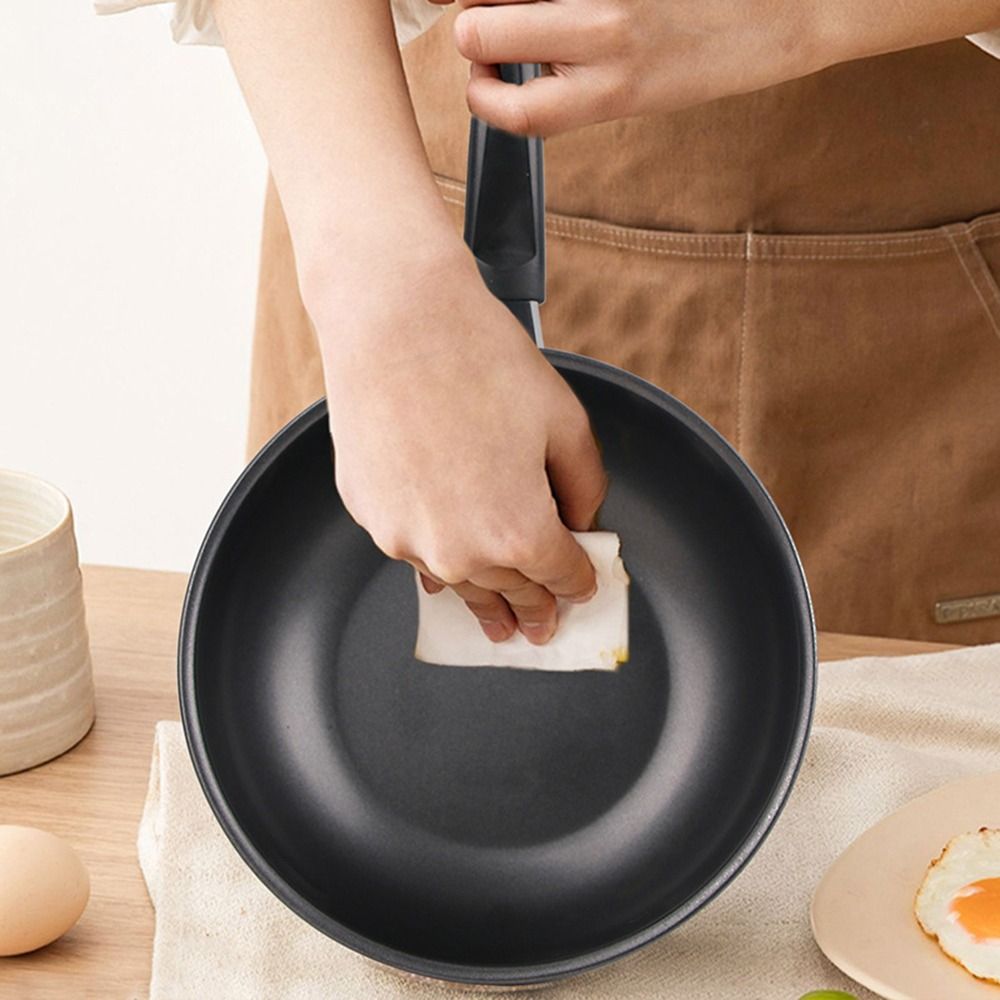 مقلاة صغيرة غير لاصقة بمقبض طو - مراجعة Cast Iron Skillet وسعره